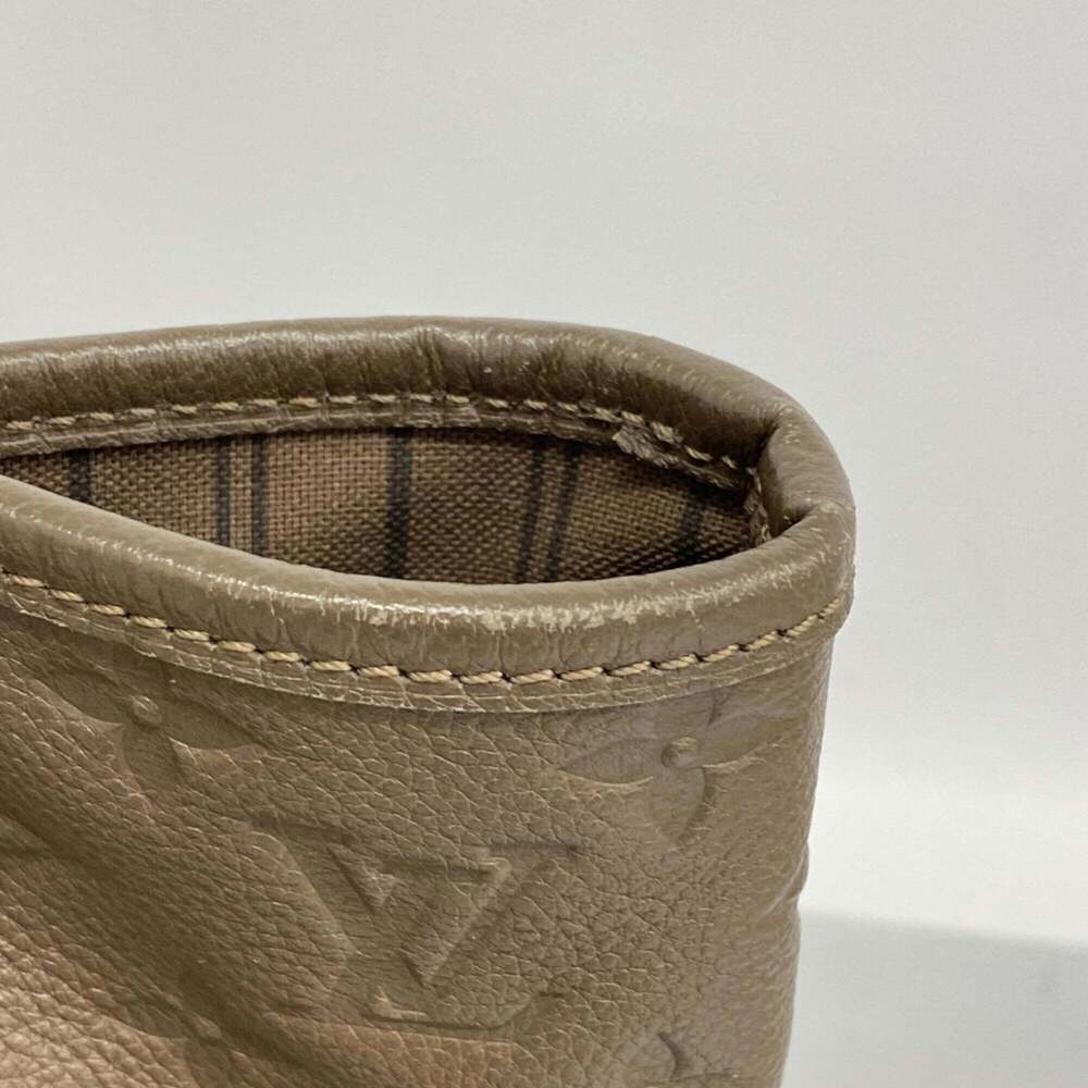 LOUIS VUITTON Authentic Brown Monogram Tote Bag - Picture 9 of 11